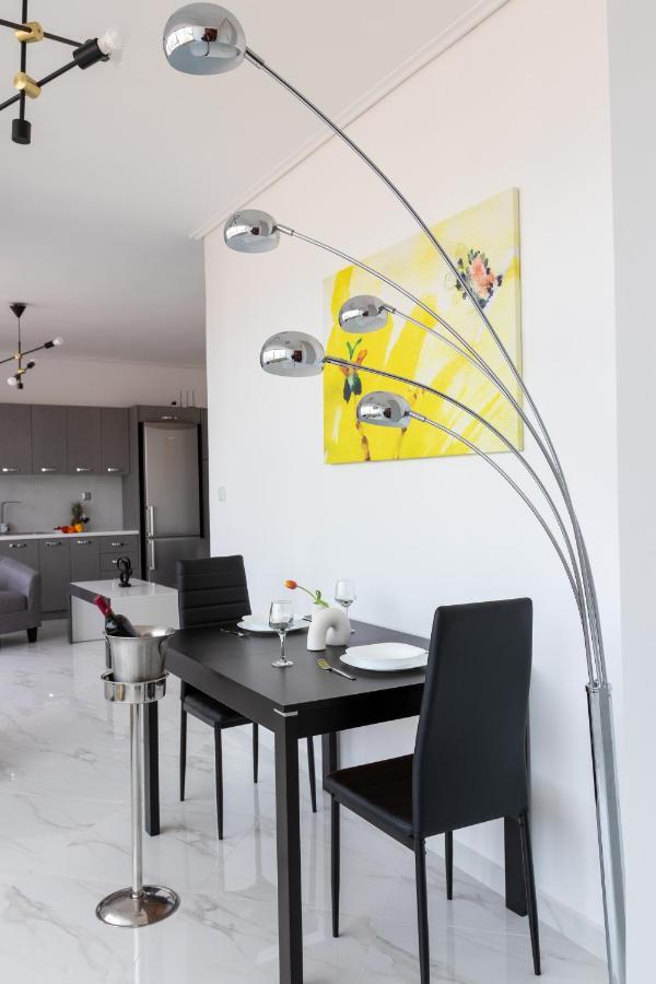 Z5 Sky Sparta Apartment Екстер'єр фото