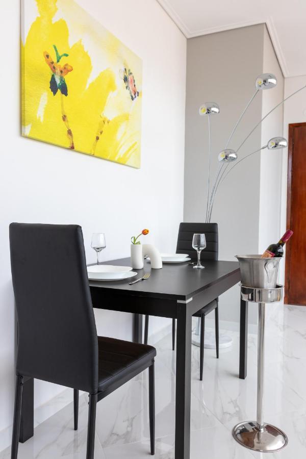 Z5 Sky Sparta Apartment Екстер'єр фото